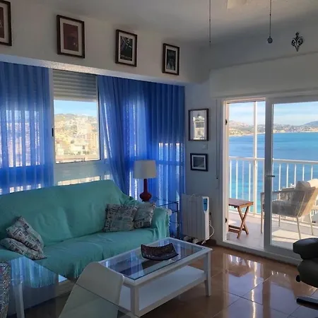 Apartman Flat With Sea Views In *