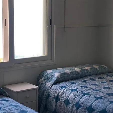 Flat With Sea Views In Apartman