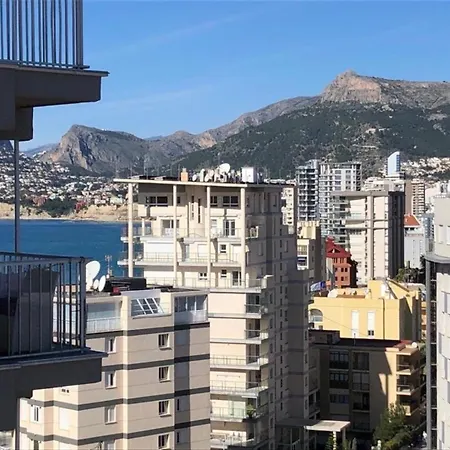 Flat With Sea Views In Apartman *